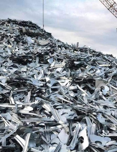 01. Metal Recycling (Vertical)